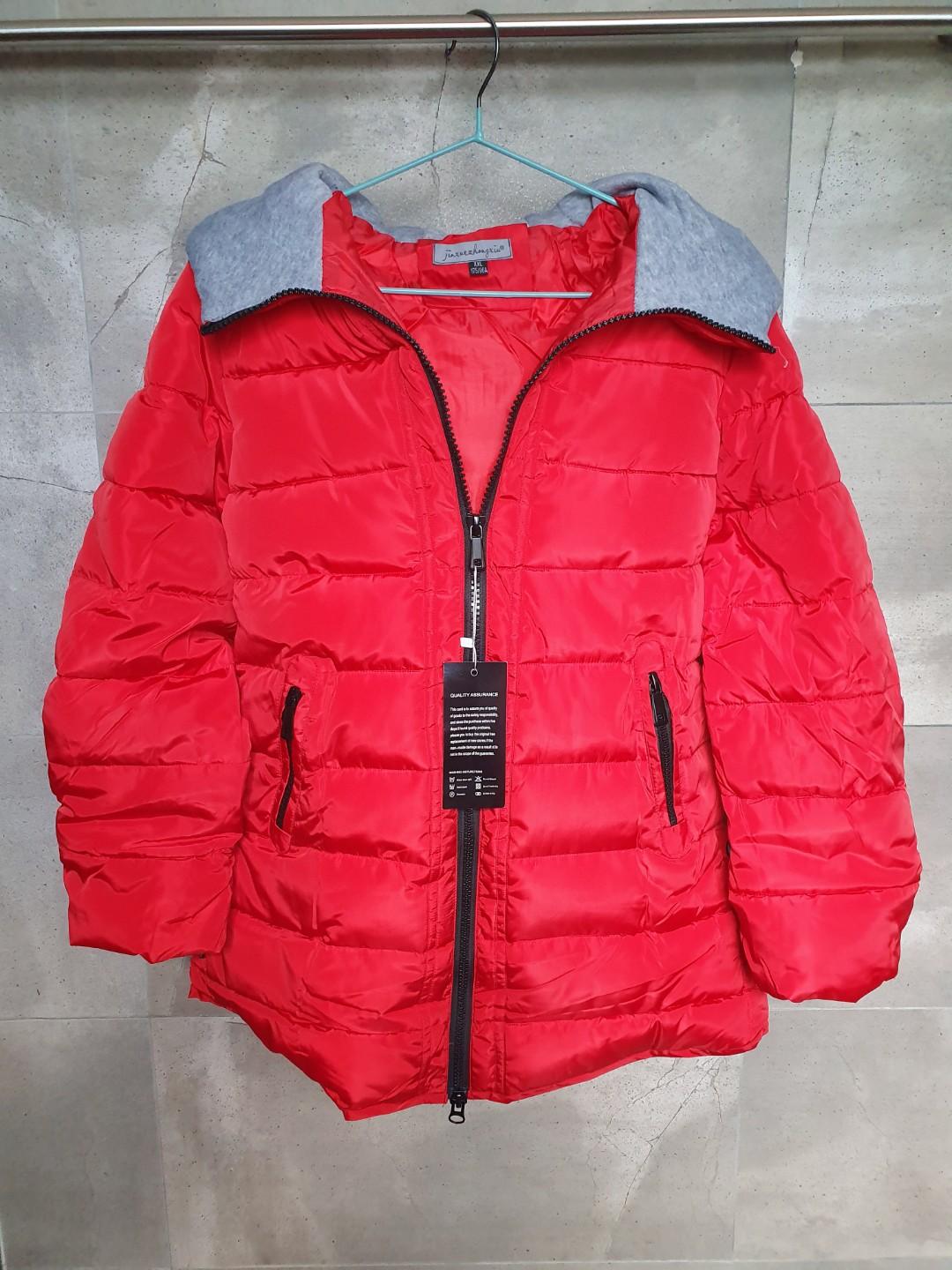 Winter Jacket (Category: Coats, Jackets and Outerwear) located in Singapore. Submitted by handeric (Listing ID 272643099, Image 2). Description: Brand new! Bought it over EZBuy but got the wrong size. Quality jacket suitable for cold travel. Cash only..