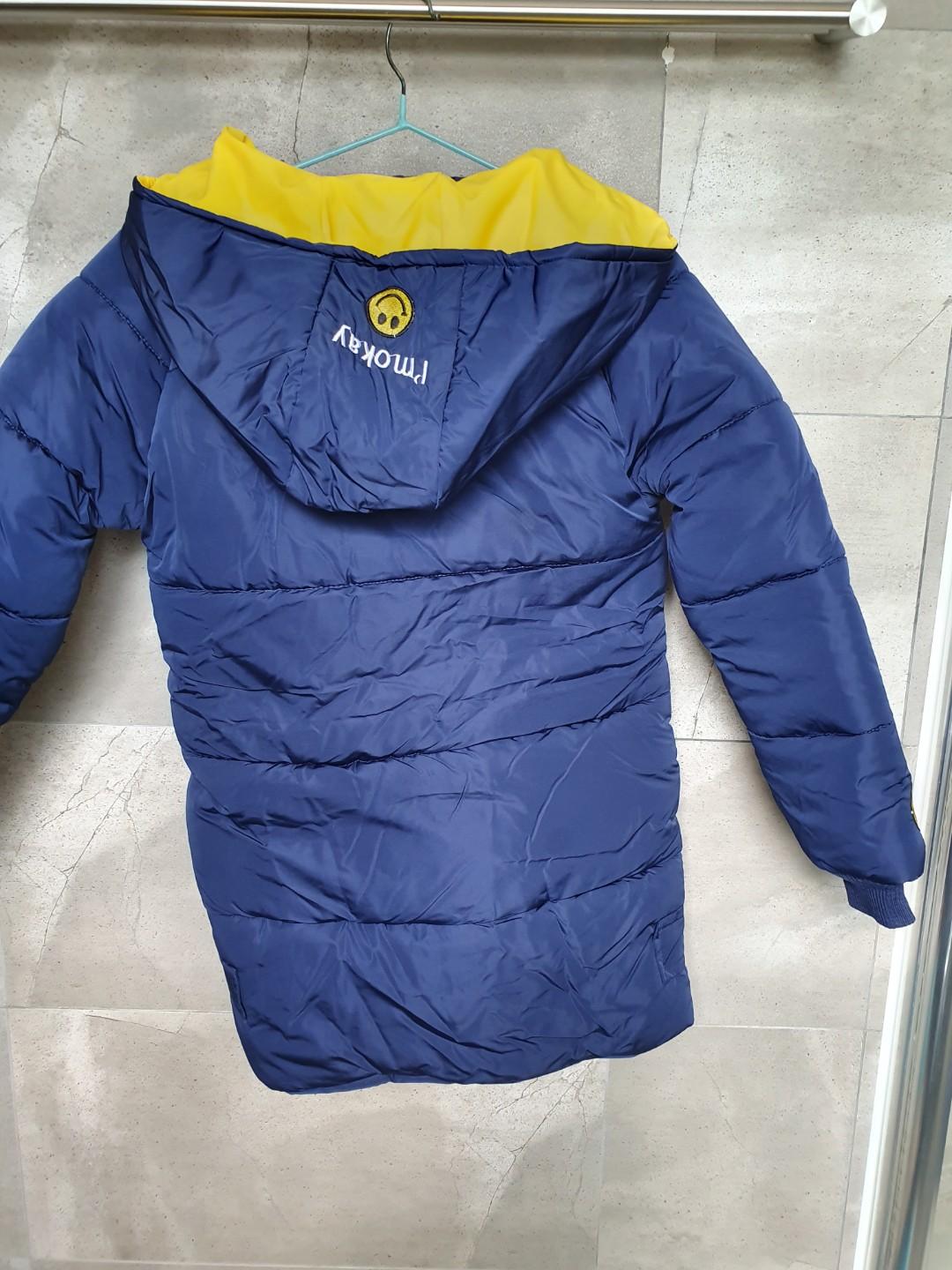 Winter Jacket (Category: Coats, Jackets and Outerwear) located in Singapore. Submitted by handeric (Listing ID 272643943, Image 3). Description: Brand new kid's winter jacket. Bought it over EZBuy but gotten the wrong size. Comfortable material, good for cold travel. Cash only..