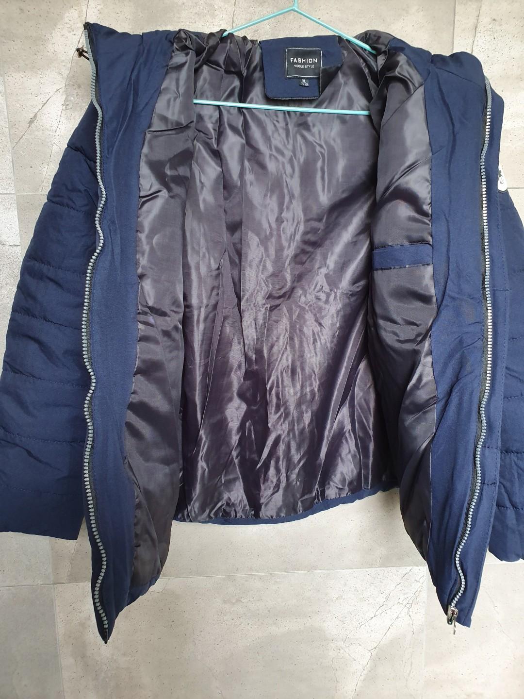 Winter Jacket (Category: Coats, Jackets and Outerwear) located in Singapore. Submitted by handeric (Listing ID 272643593, Image 4). Description: Brand new! Purchased over EZBuy but size doesn't fit. Quality material for cold travel. Cash only..