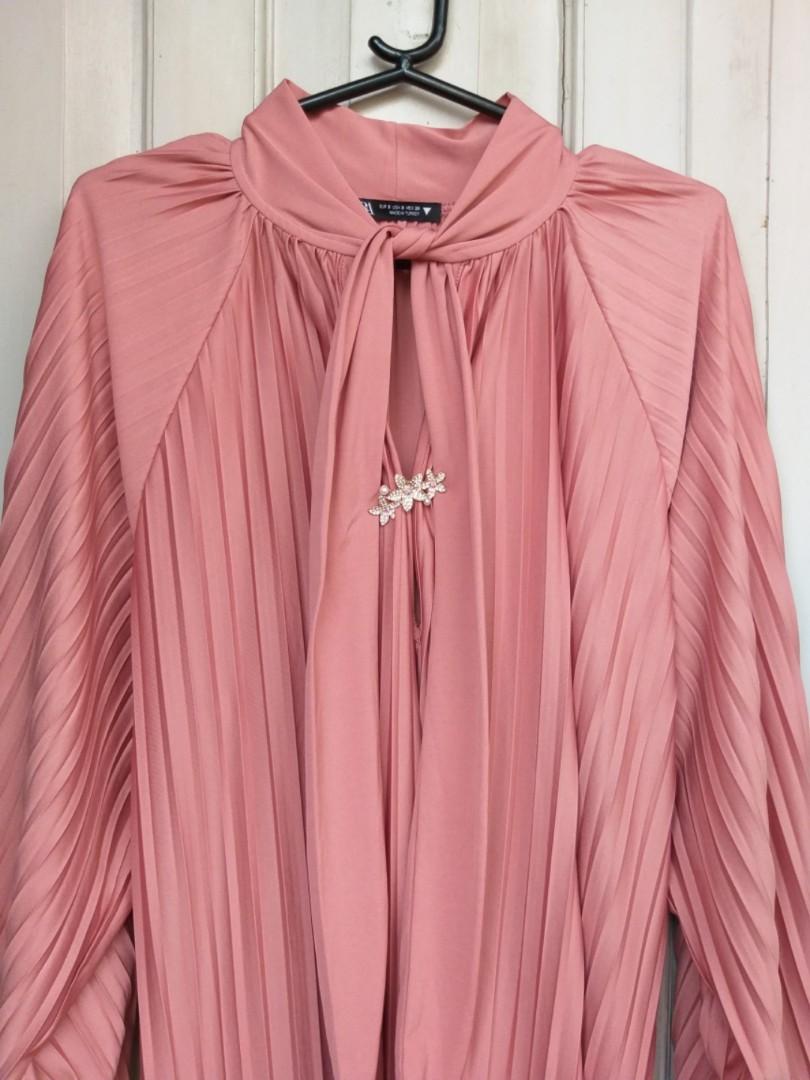 zara pink pleated dress