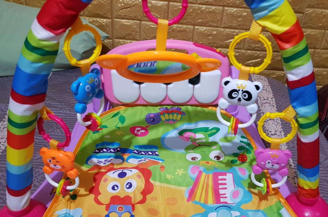 pink piano play mat