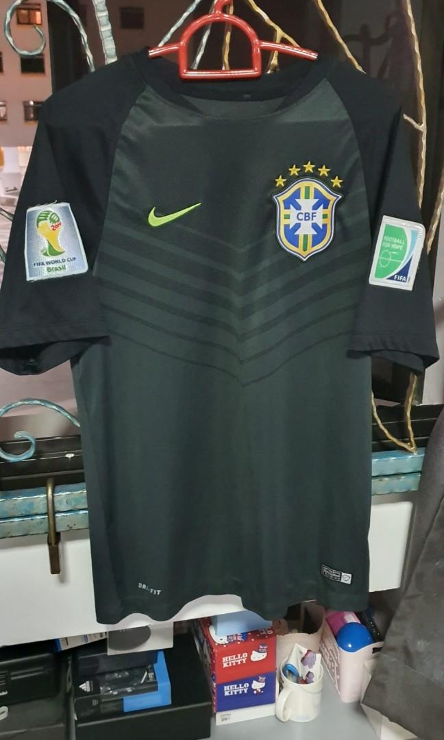 Brasil 2014 worldcup training kit, Sports Equipment, Exercise & Fitness
