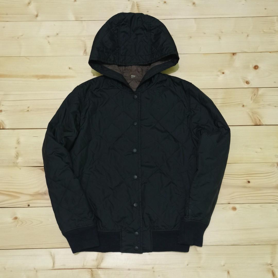 Jaket uniqlo second best sale