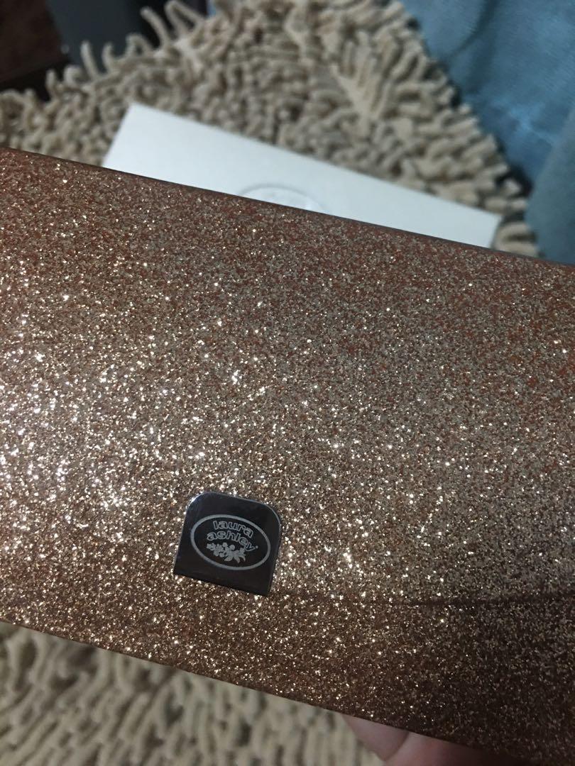 Laura Ashley Eyeglass/Sunglasses Case, Women's Fashion, Watches & Accessories, Sunglasses