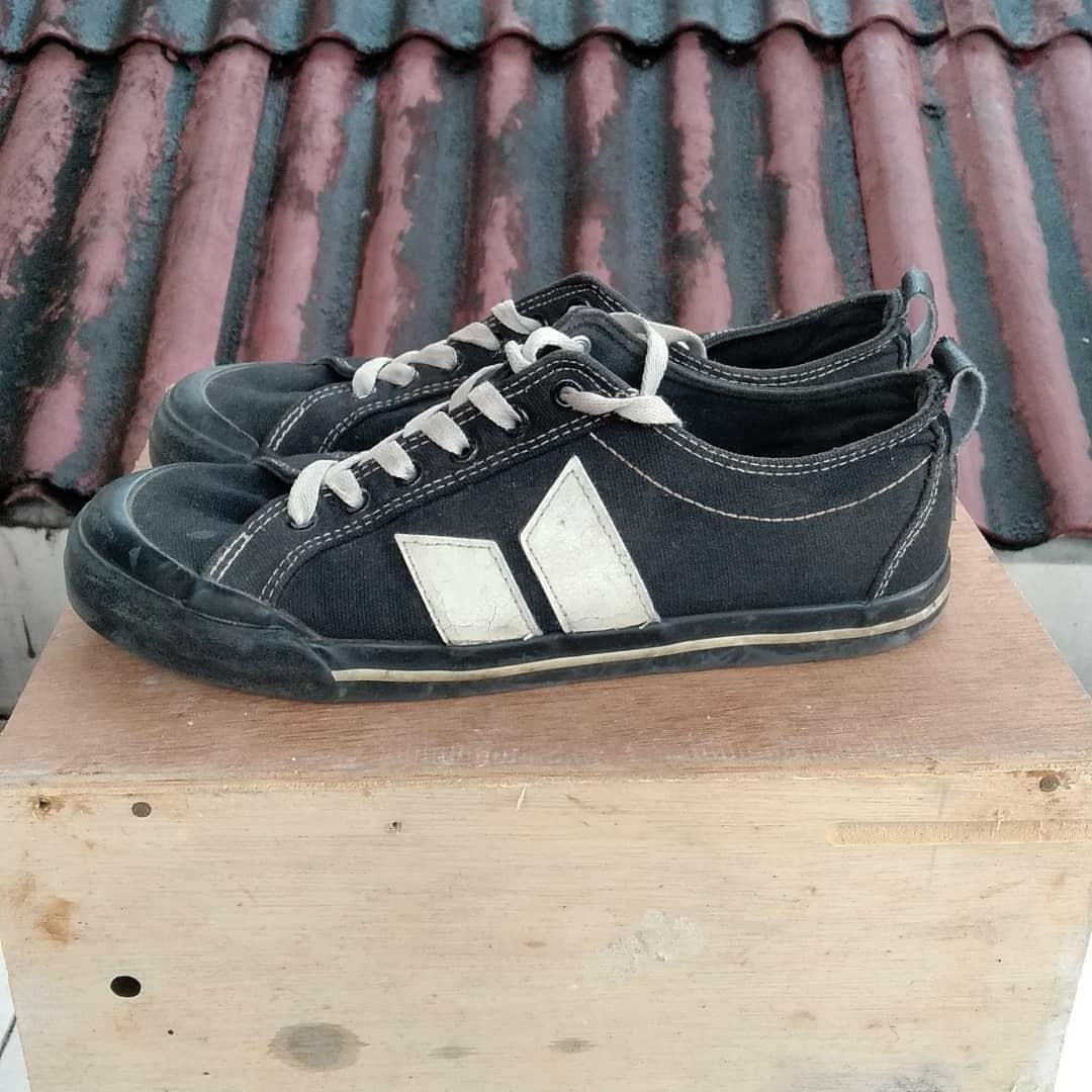 macbeth eliot black cement