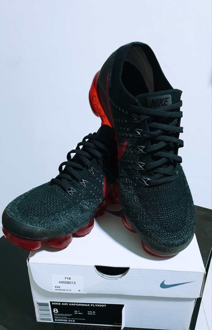 Red and black vapormax new arrivals flyknit