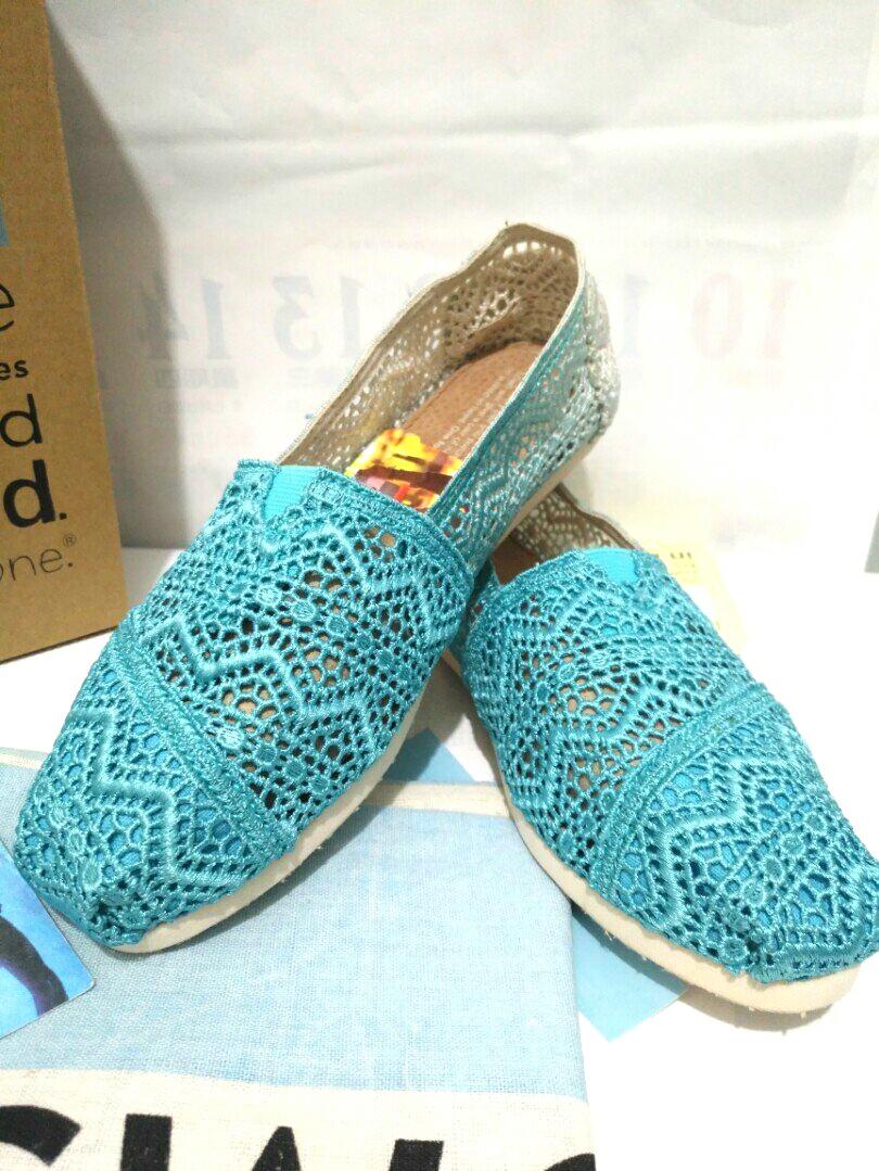 slip on crochet shoes
