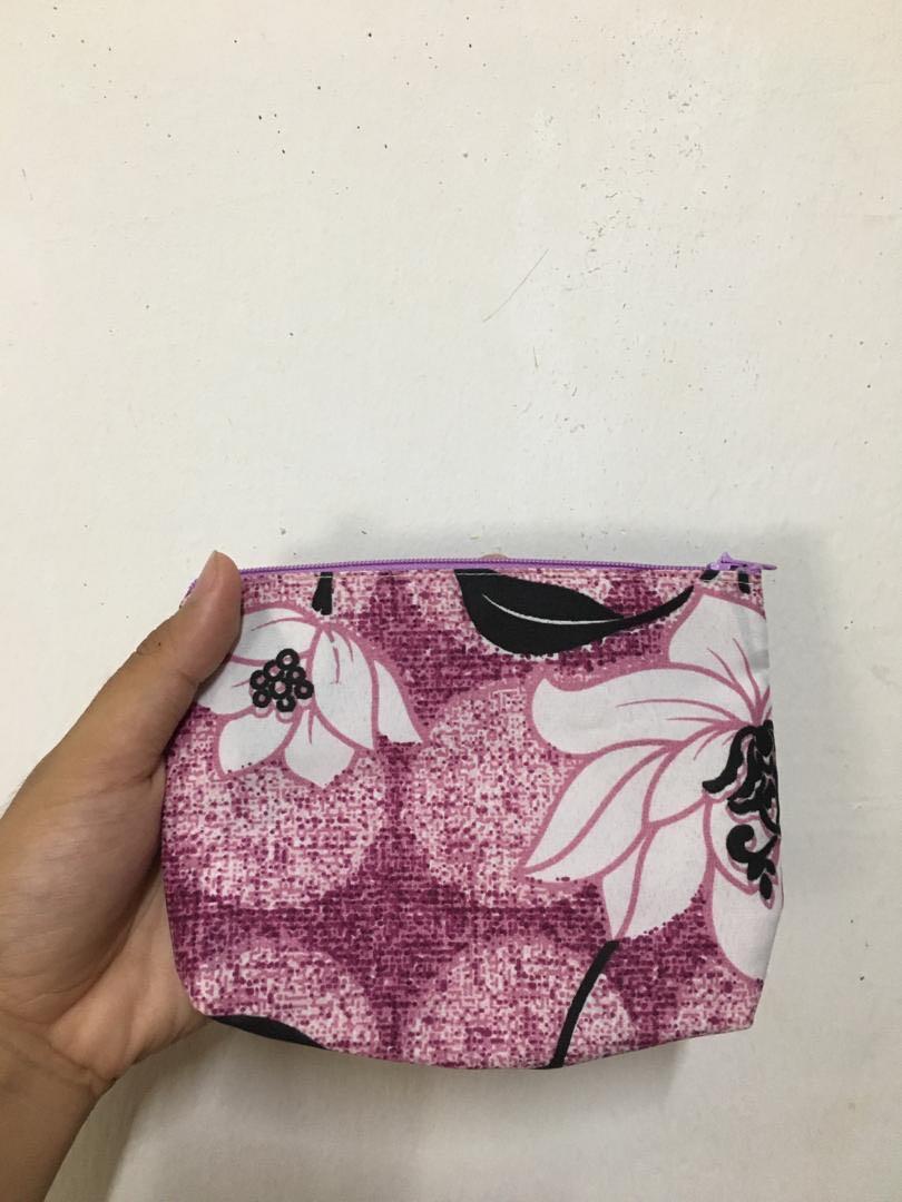 Pouch, Women's Fashion, Bags & Wallets, Purses & Pouches on Carousell