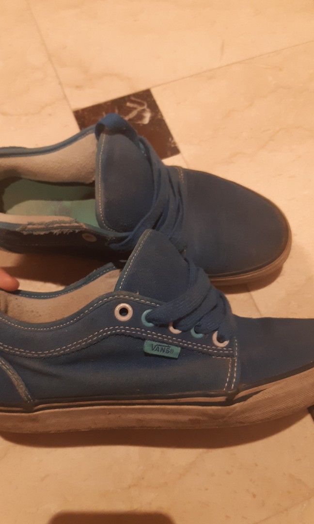 chukka skate shoes