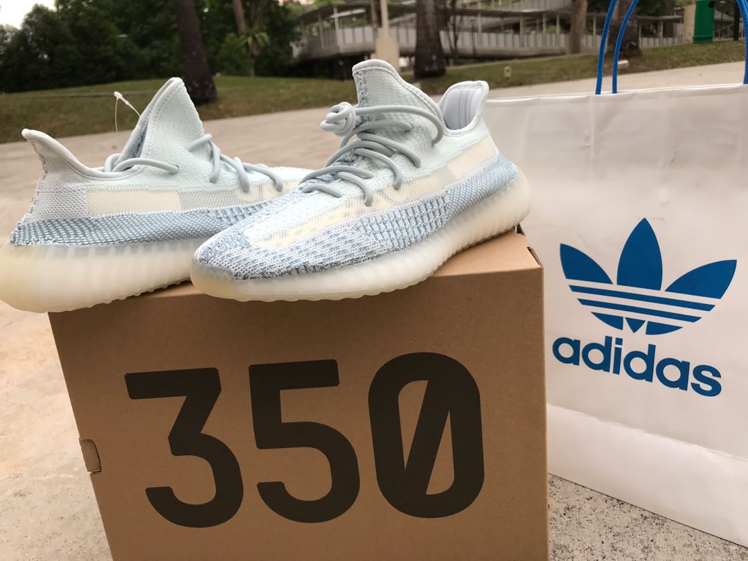 Yeezy Boost 350 V2 Cloud white, Men's Fashion, Footwear, Sneakers on  Carousell