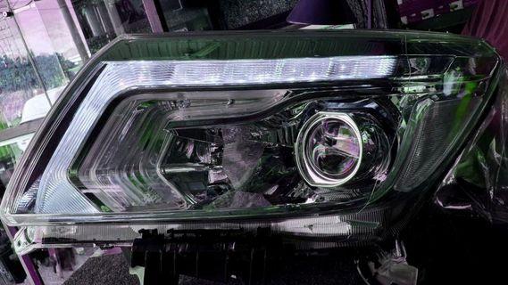 Navara NP300 DRL projector lamp with led lamps headlights Headlamps deferred Thailand