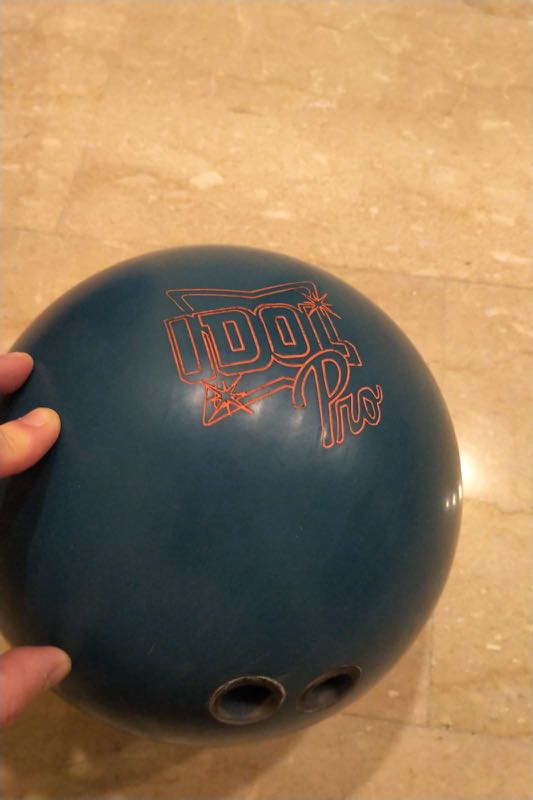 15lbs Roto Grip Idol Pro Bowling Ball, Sports, Sports & Games Equipment on Carousell