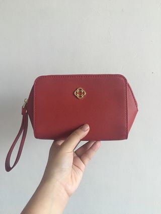 (Category: ) located in . Submitted by kathquizon.preloved (Listing ID 273014706, Image 1). Description: .