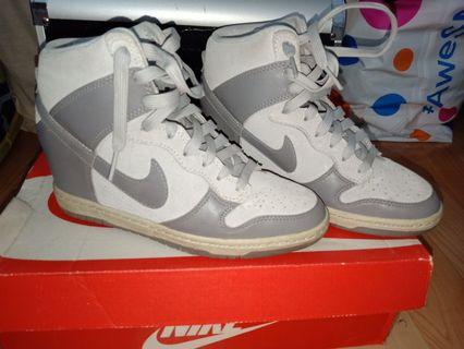 nike high heel shoes