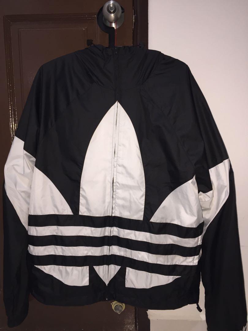 Adidas originals big hotsell trefoil track jacket