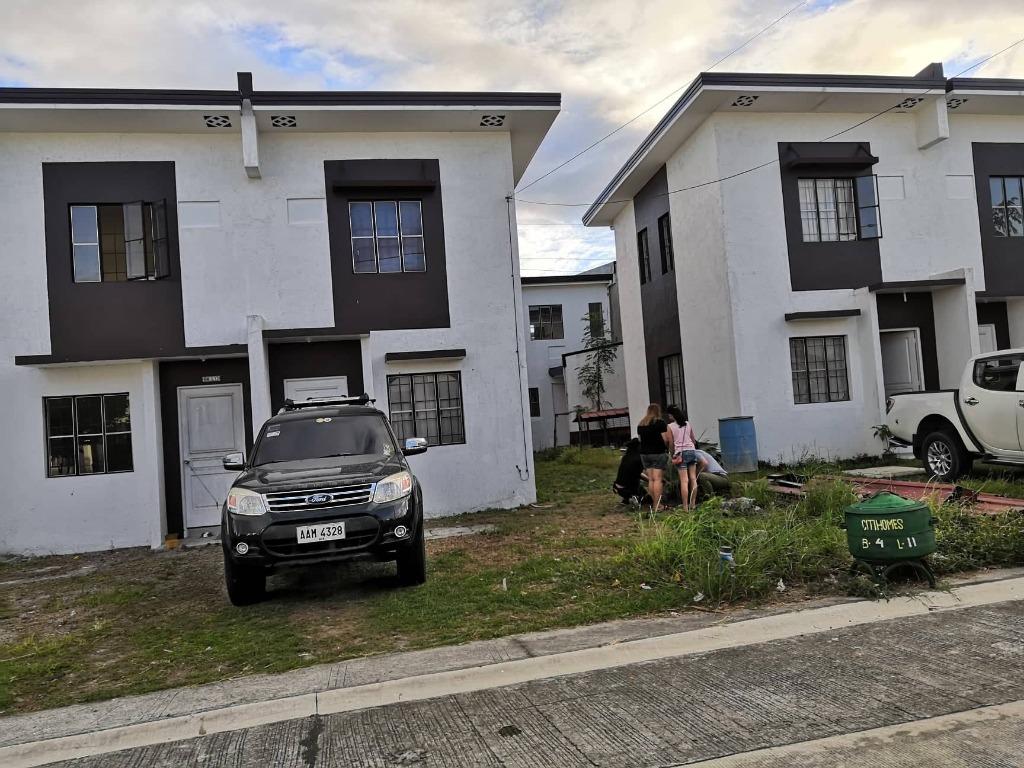 Floor Plan Of Ponticelli Stefano House And Lot For Sale Daang Hari Bacoor Cavite Floor Plans Kitchen Dining Living Lots For Sale