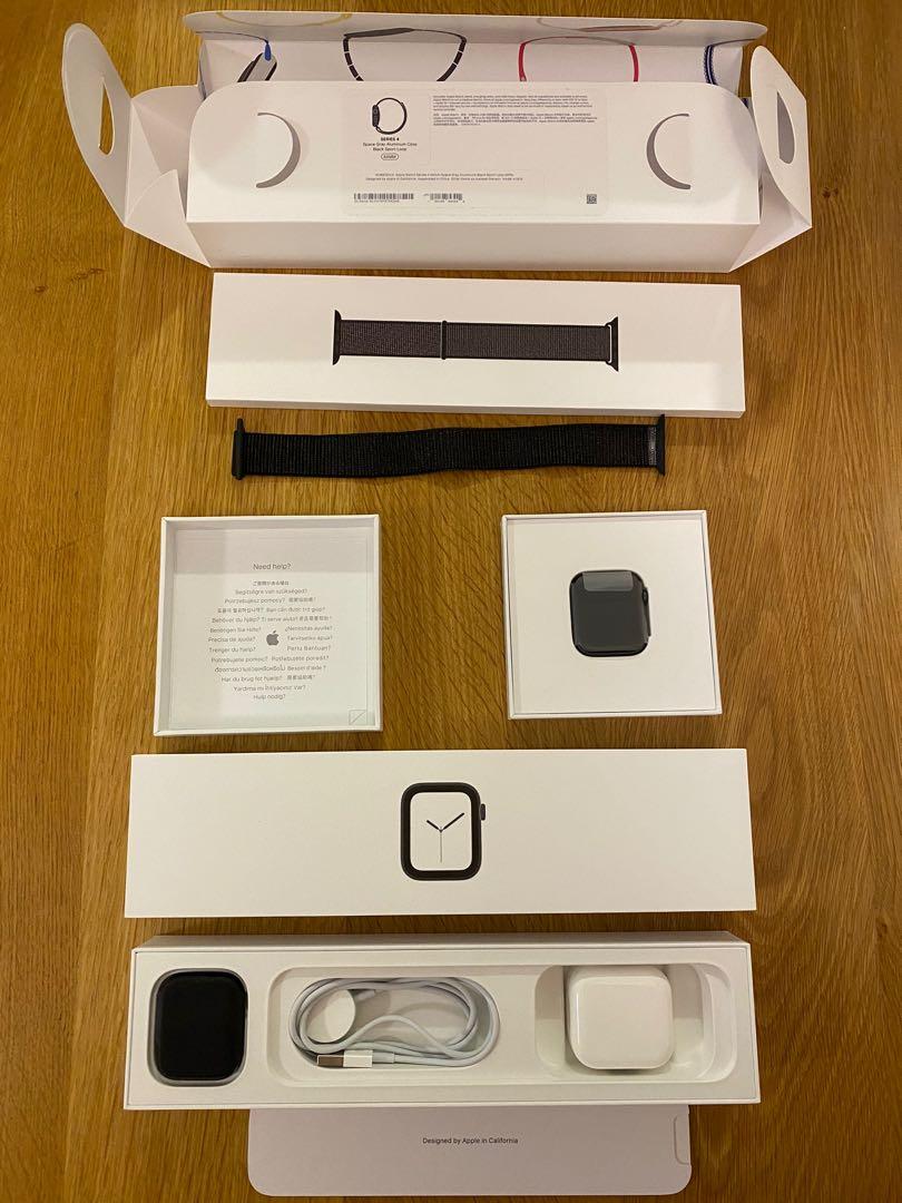 apple watch 4 space grey aluminium case with black sport loop