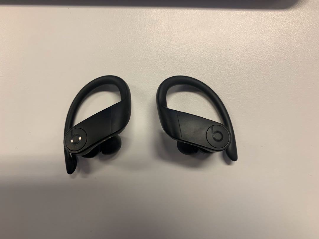 Beats powerbeats pro harvey discount norman
