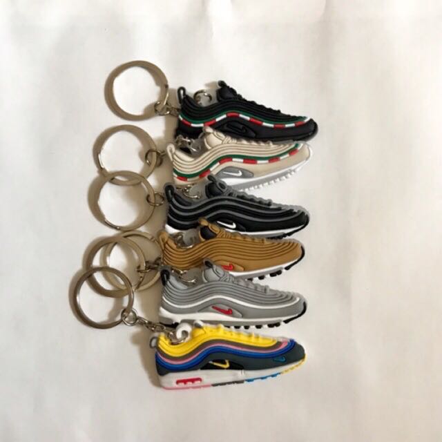 Air max sales 270 keychain