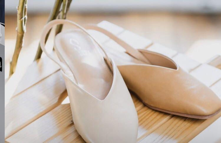 camel flats womens