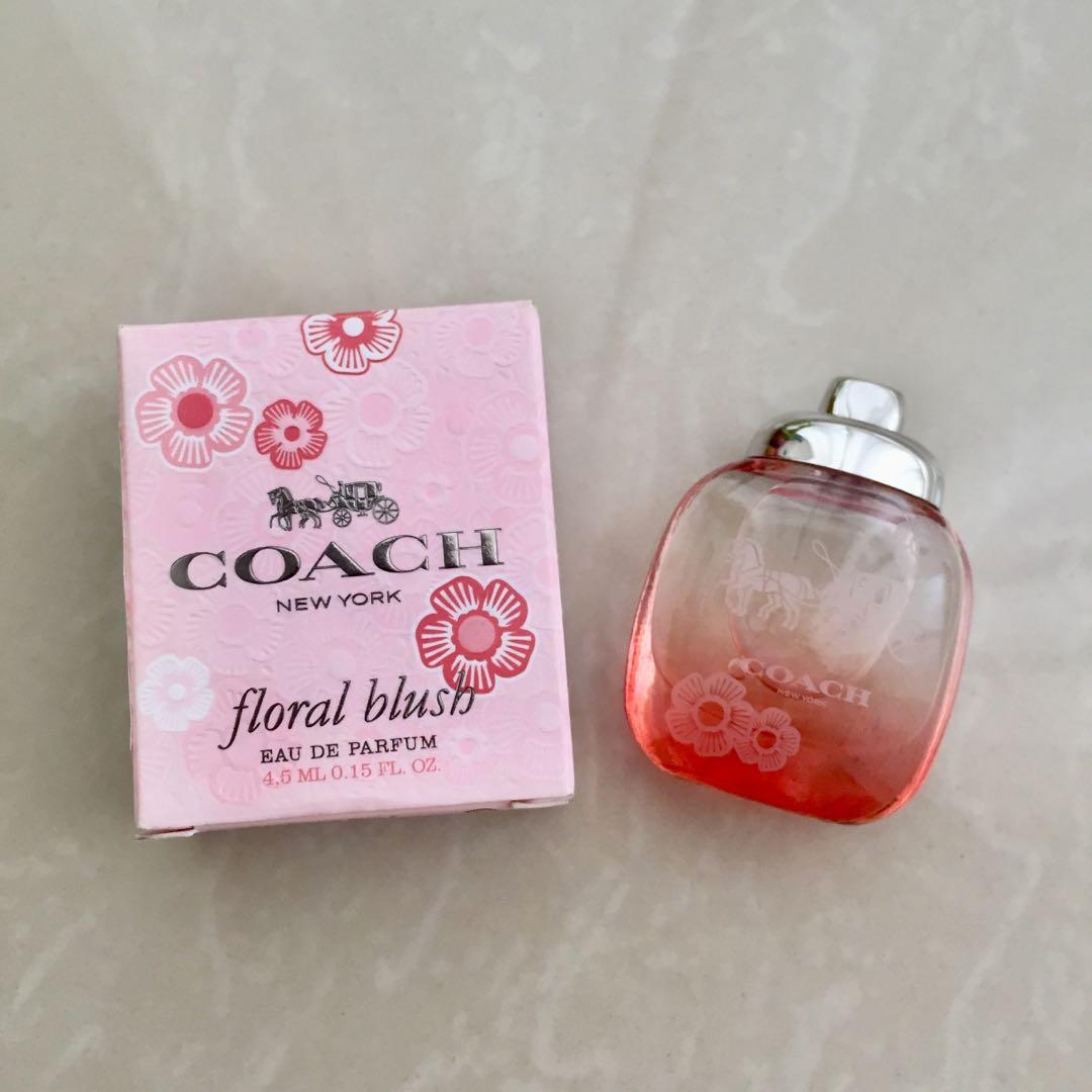 Coach Floral Blush Edp 4 5 Ml Miniature Kesehatan Kecantikan Parfum Kuku Lainnya Di Carousell