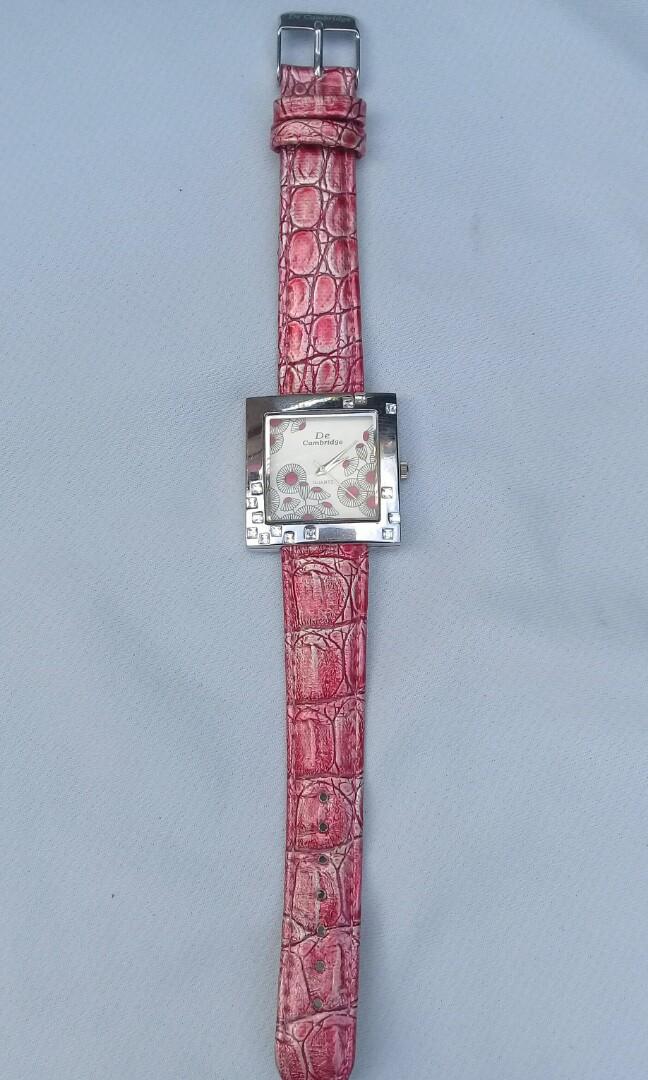 De cambridge swiss shop quartz watch price