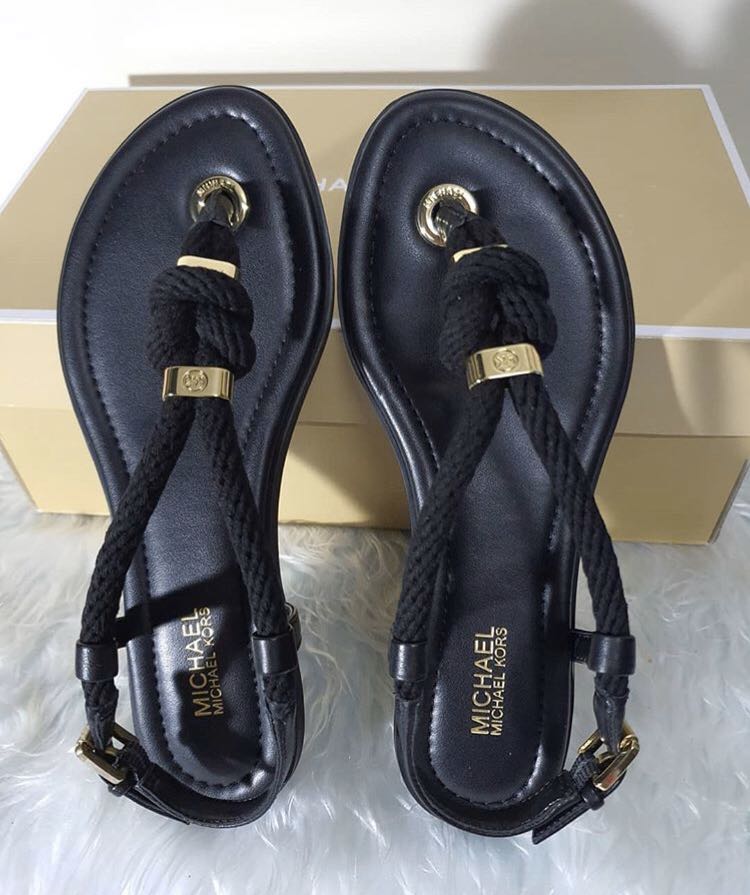 Hobart Gøre husarbejde syg Michael Kors Holly Rope Womens Black Sandals Size 5.5, Women's Fashion,  Footwear, Flats & Sandals on Carousell