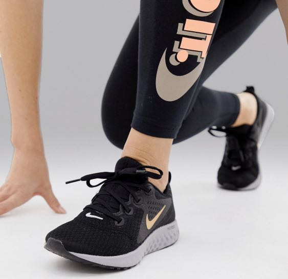 nike run legend react