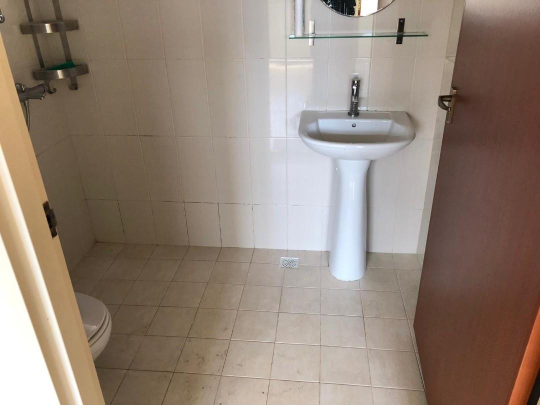 Toilet Pressure Jetting Acid Wash Home Services Home Cleaning On Carousell