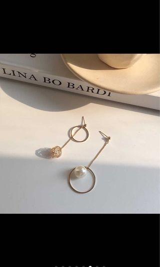 Onney earings