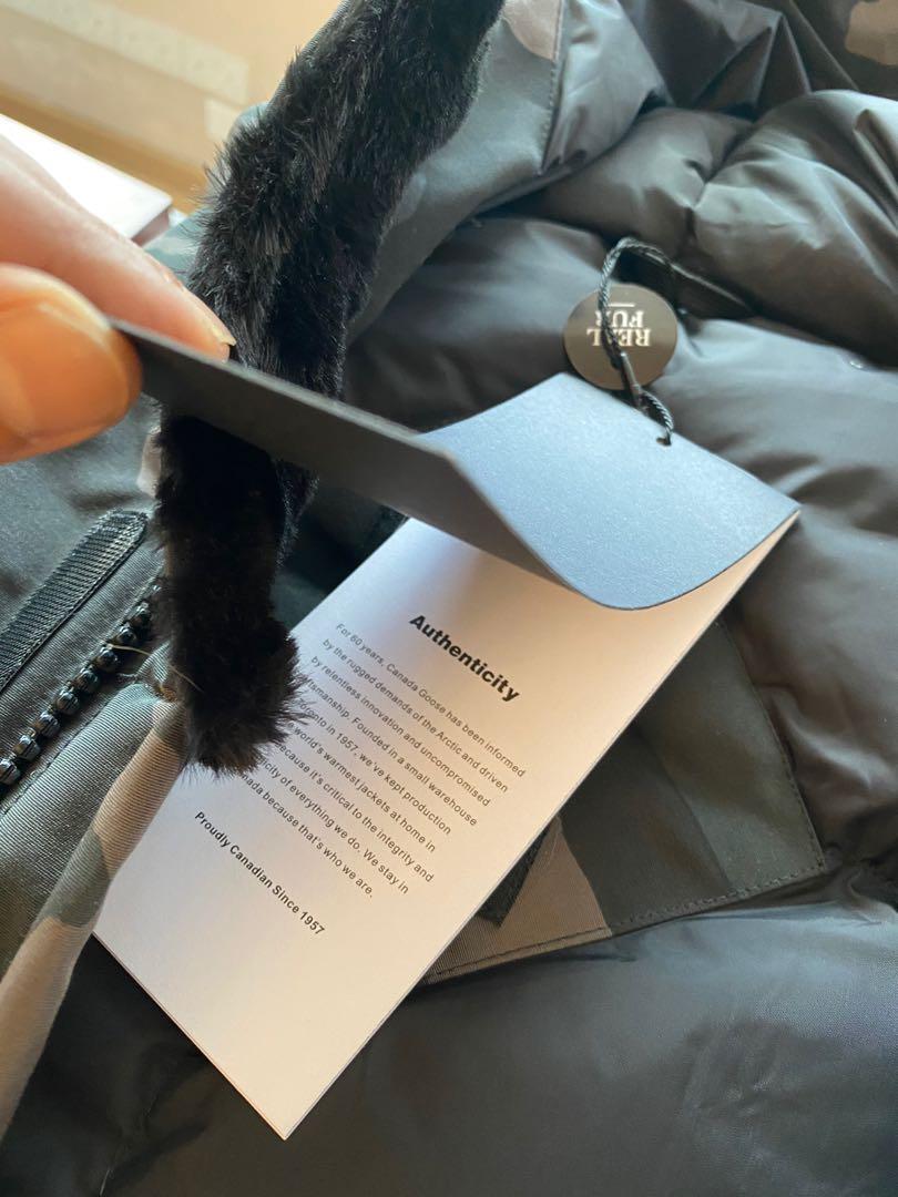 Canada goose down feather jacket, Men's Fashion, Coats, Jackets and