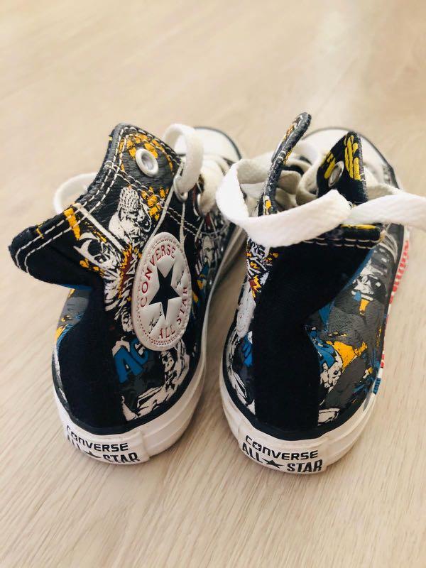 Converse comic hot sale