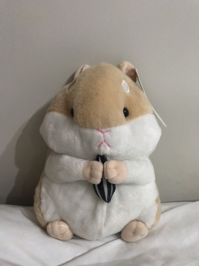 Mumuso cat hotsell stuffed toy