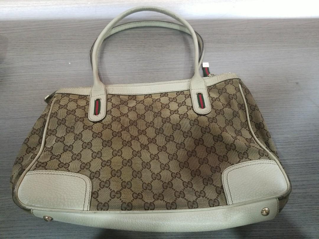 Original Gucci bag (Category: Luxury Bags & Wallets) located in Quezon City. Submitted by gene.gene7 (Listing ID 273081892, Image 1). Description: Wants to have a gucci bag? You can have it in an affordable price. This bag is original..
