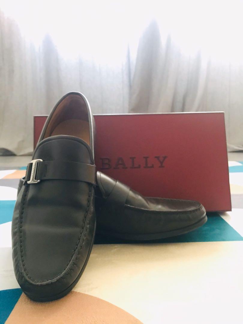 bally colbar leather loafers