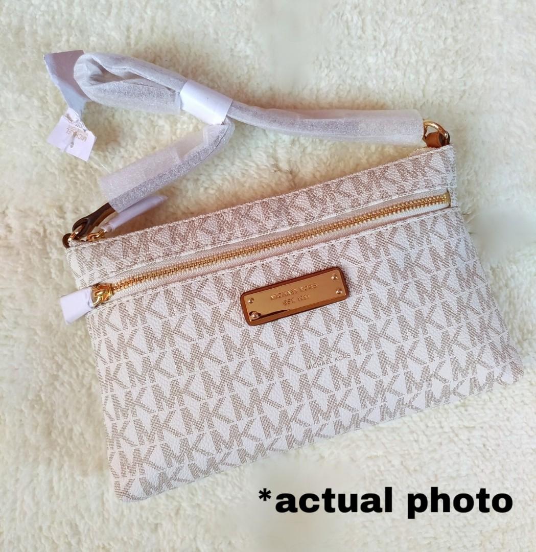 Michael kors jet set signature large wristlet online