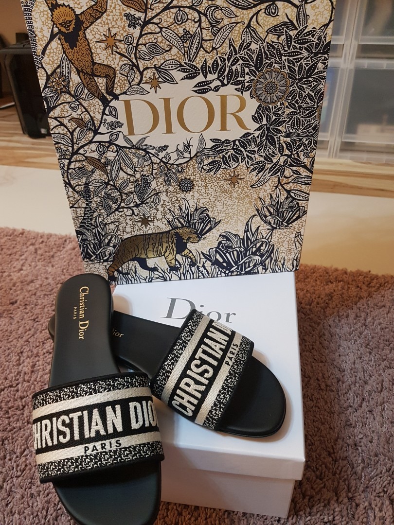 Christian shop dior mules