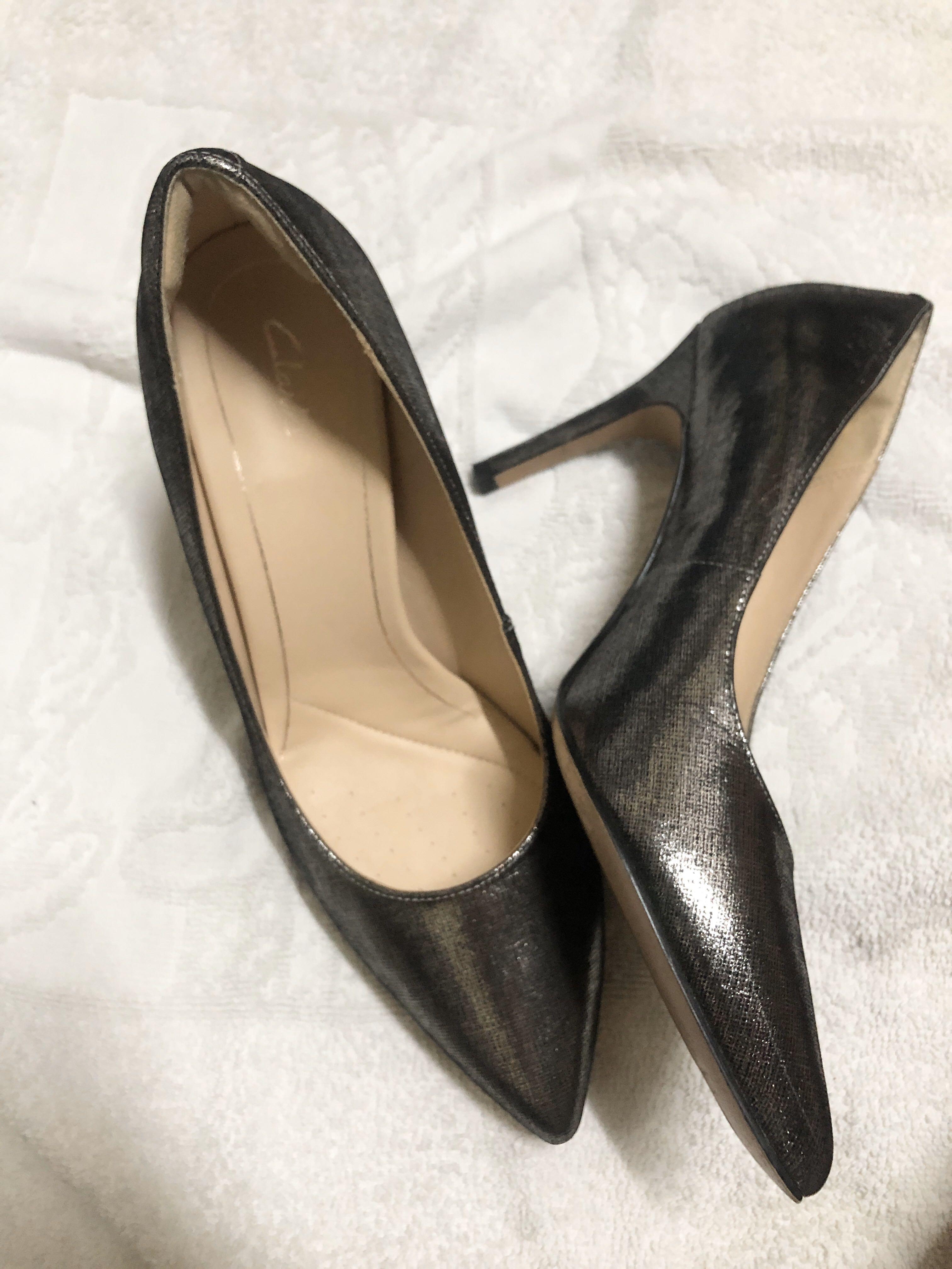 Clarks Dinah Women's Fashion, Footwear, Boots on Carousell