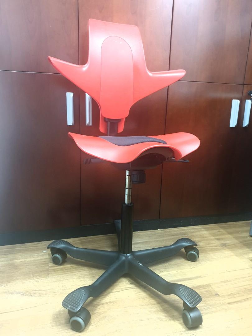 ergonomic hag capisco chair