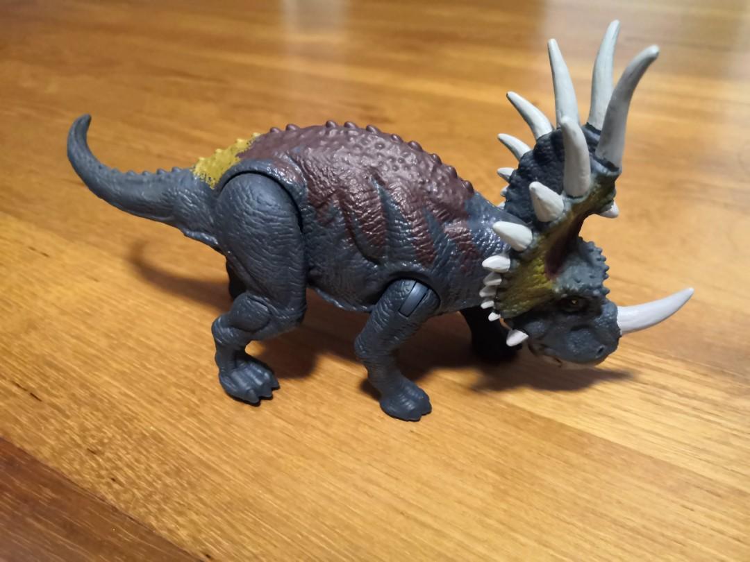 dino rivals styracosaurus