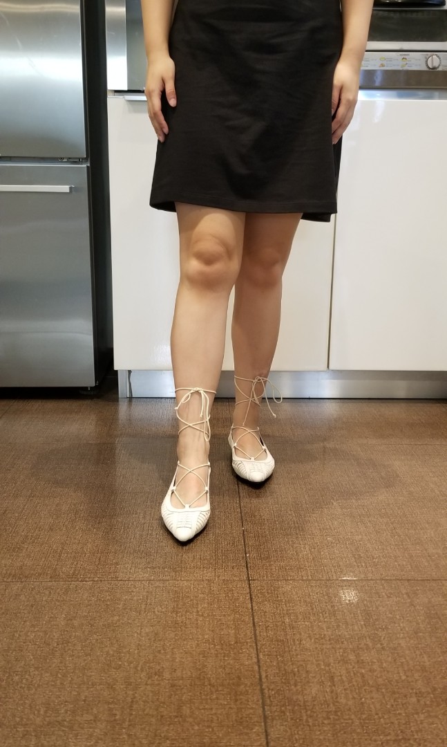 tie up pointed flats