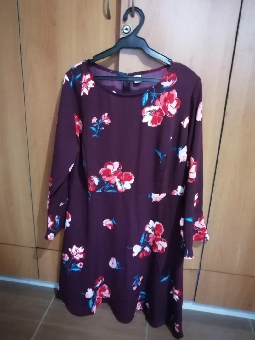 Old Navy Long Sleeved Floral Dress Plus Size Women S Fashion Clothes Dresses Skirts On Carousell