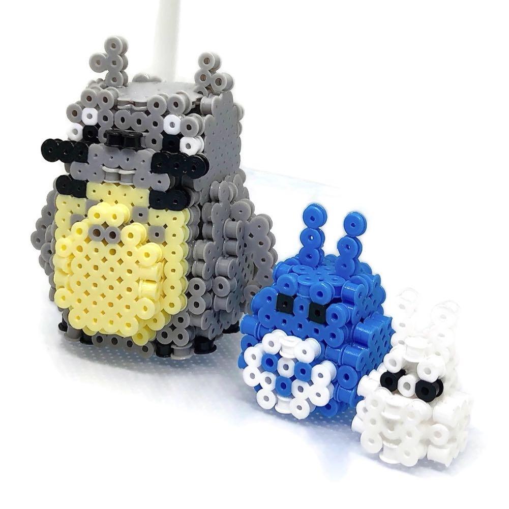 The making of the white Totoro with Perler beads 