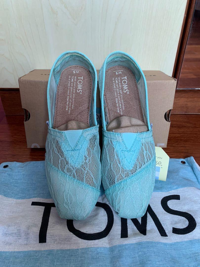 tiffany blue flats