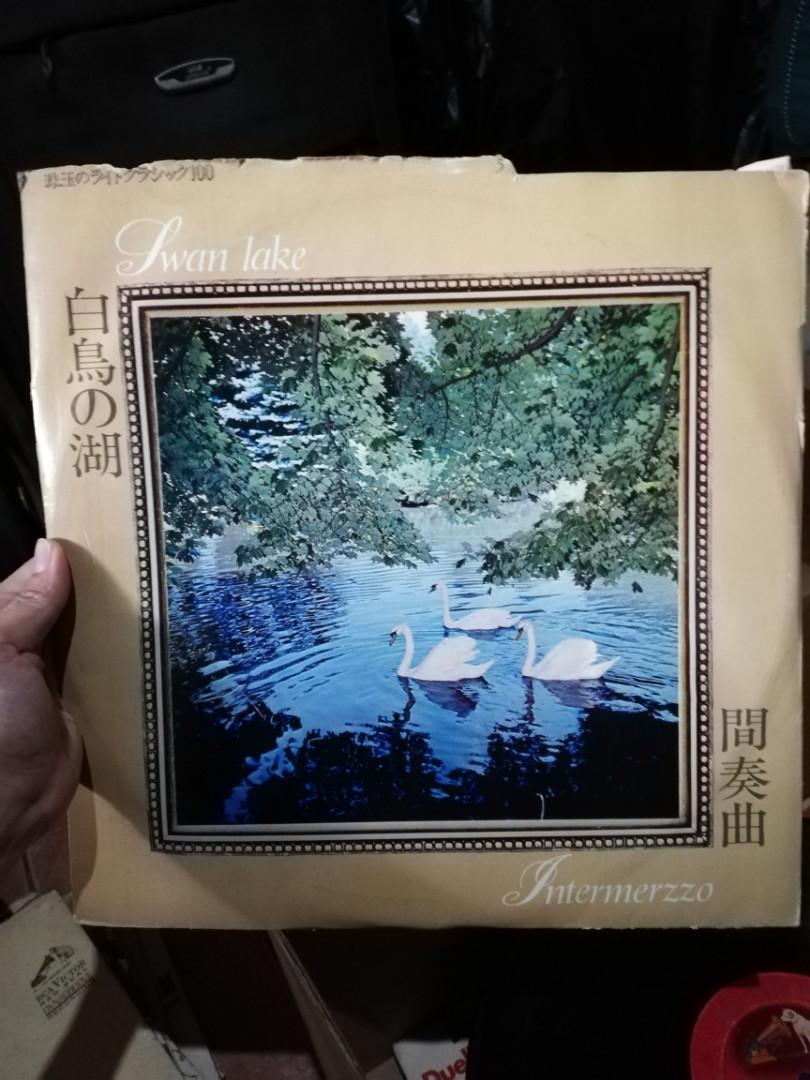 Vynil records C (Category: Vinyls) located in Manila. Submitted by prelovedisle.ph (Listing ID 273265381, Image 1). Description: Preloved vynil records. Rfs destash. #vynilrecords #vintagecollection #vintage.