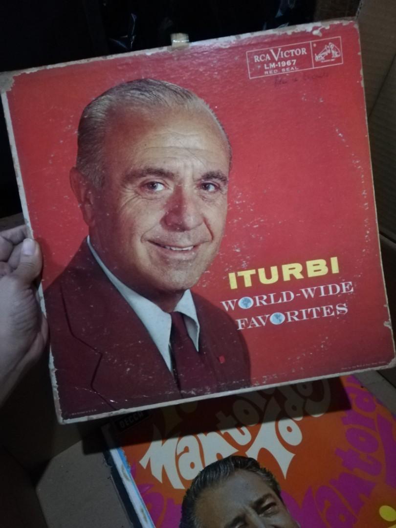 Vynil records case only (Category: Vinyls) located in Manila. Submitted by prelovedisle.ph (Listing ID 273264489, Image 1). Description: Free! Rfs destash. #free #vynilrecordscase #vynilrecords.