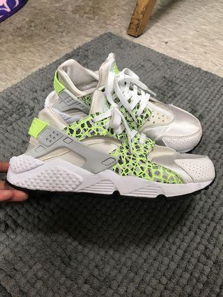Nike Air Huarache 23cm