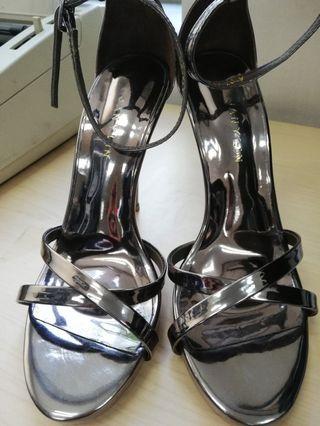 Janylin Gun Metal High Heels