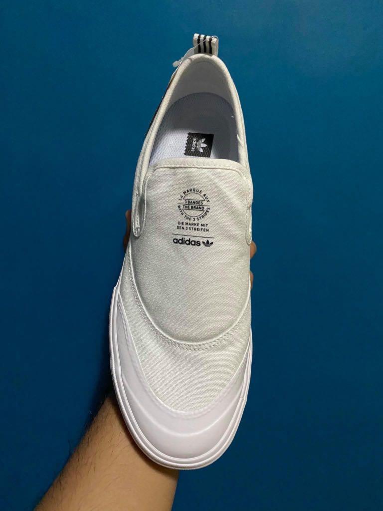 Matchcourt slip on white leather shop