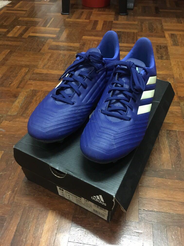 Adidas Predator 18.4 Like New UK8 Men s Fashion Activewear on